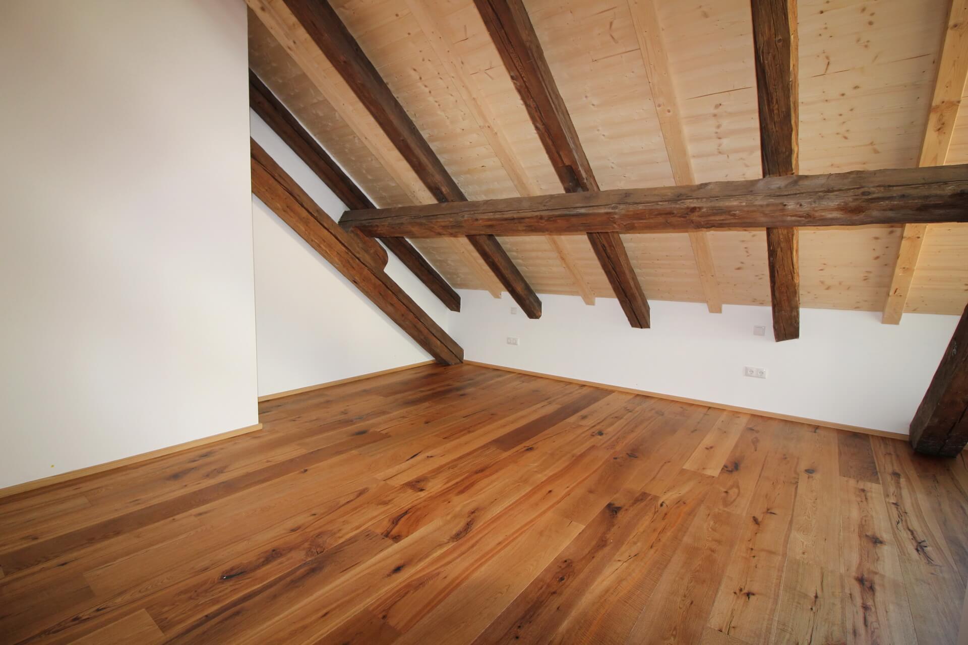 Erstbezug Moderne Dachterrassenwohnung in zentraler Lage