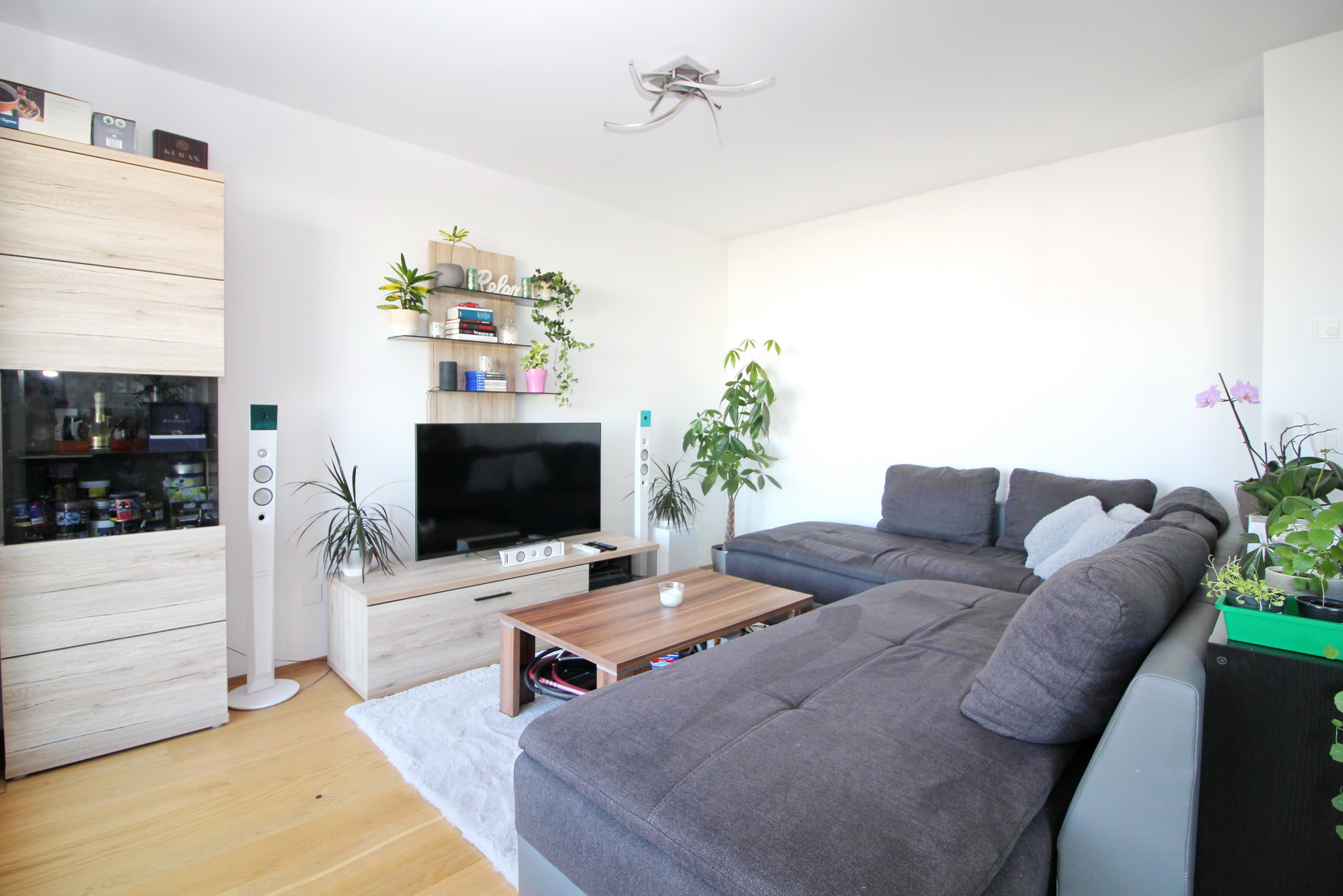 Helle 3-Zimmer-Wohnung mit Süd Balkon in Vaterstetten - Immobilien Hagl