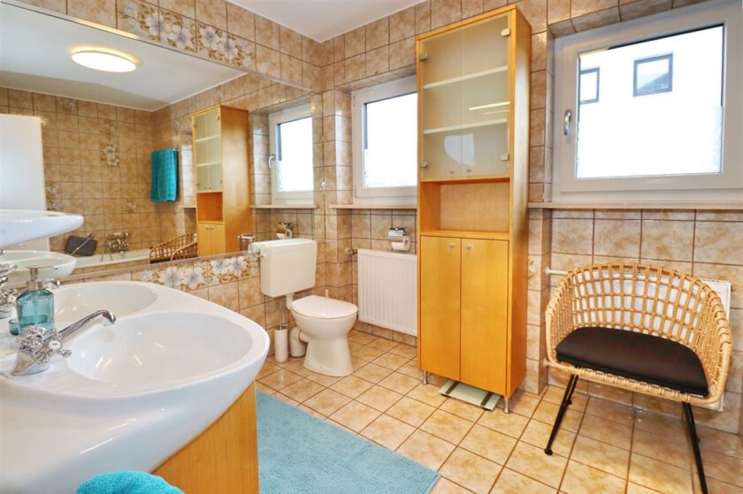 Badezimmer 1. OG