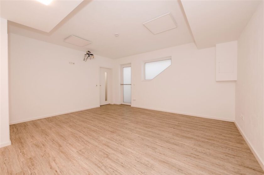 Einliegerwohnung Blick zum separaten Eingang