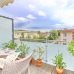 Balkon zum ruhigen Innenhof