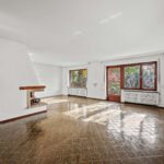 Wohnzimmer mit Blick in den Garten