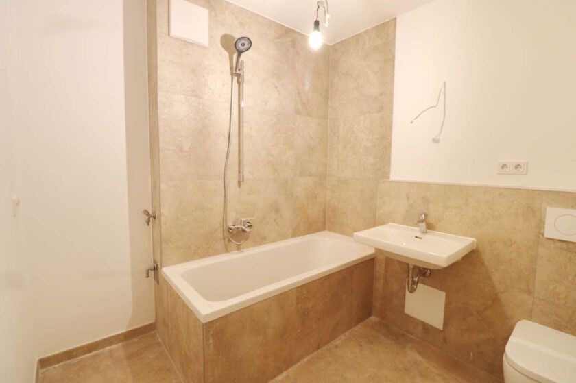 Badezimmer Bad